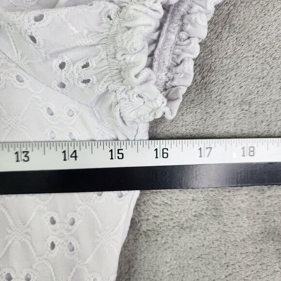 Junior's White Almost Famous Eyelet Mini Dress Ruched Short Sleeves Lined L - Picture 9 of 11